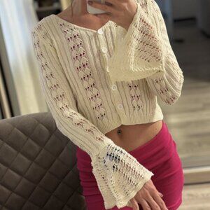 Hollow Knit Cardigan/Women's Cropped Knit Top